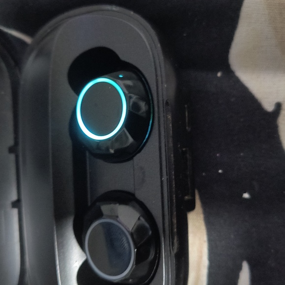 Pods - Picture 2 of 3